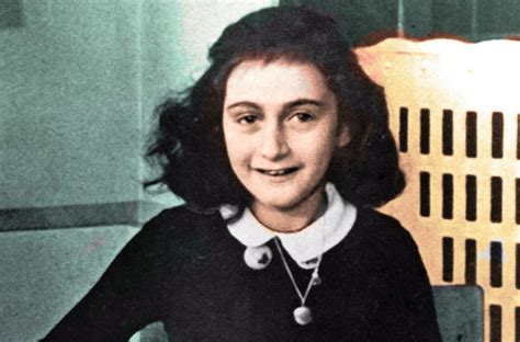 Scholars restore pages on sexuality that Anne Frank erased from。